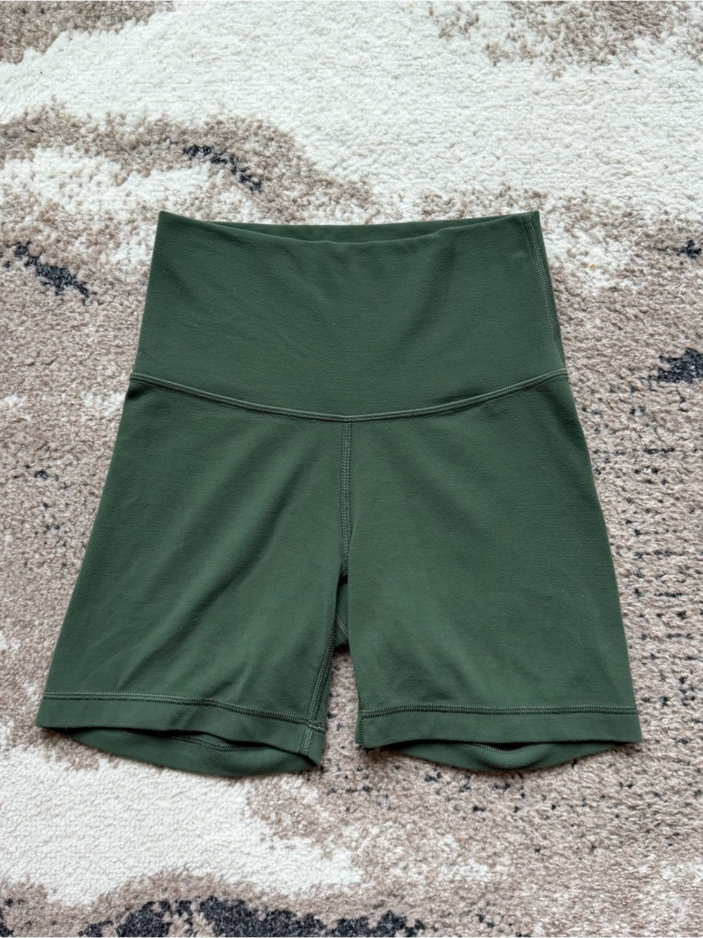 Aritzia TNA High Waisted Butter Shorts Dark Green XXS